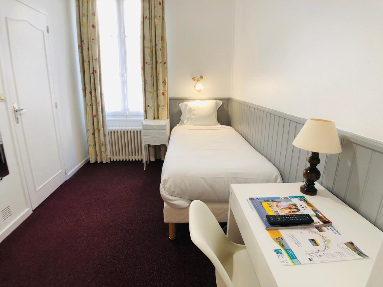 Cit'Hotel Le Volney ソミュール エクステリア 写真