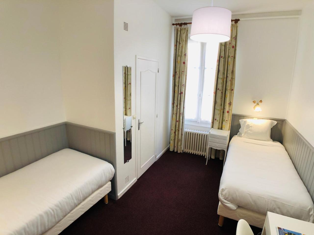 Cit'Hotel Le Volney ソミュール エクステリア 写真