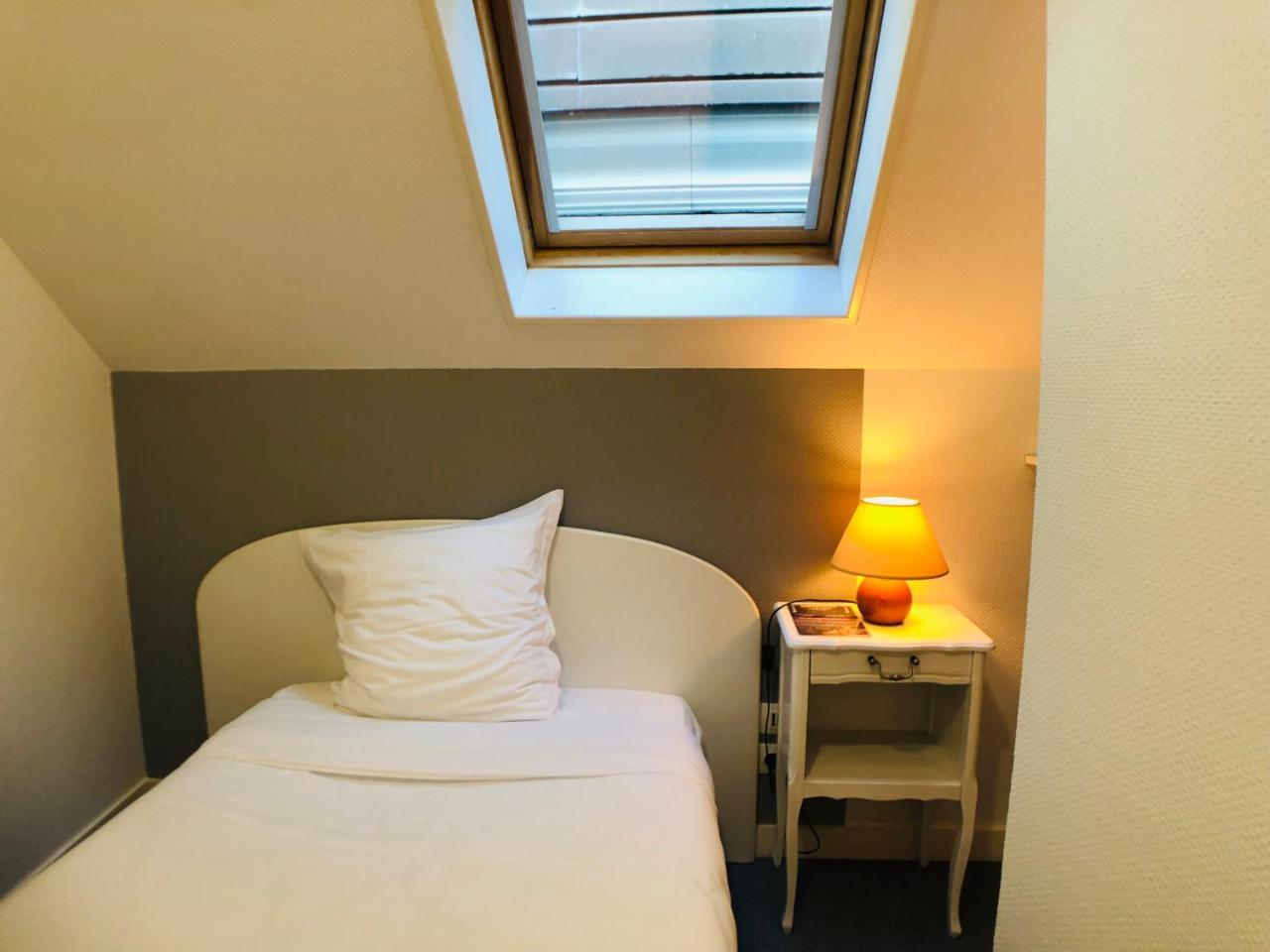 Cit'Hotel Le Volney ソミュール エクステリア 写真